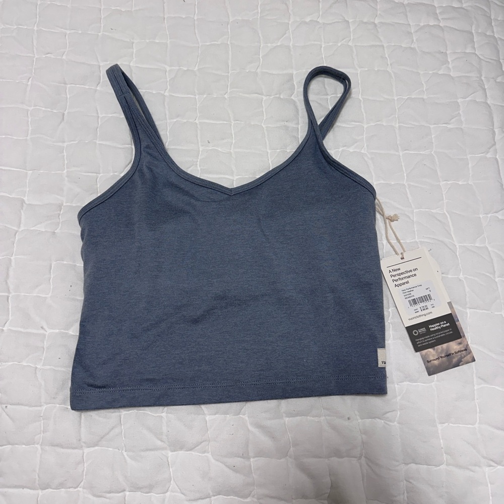 Vuori Hala Performance Crop in Heathered Blue
